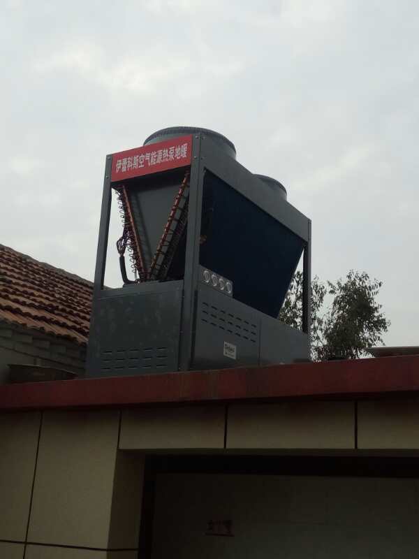 博兴县兴福镇幼儿园500平米空气能源热泵地暖20匹